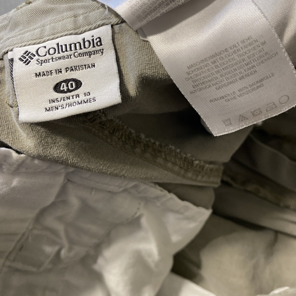 Columbia Sportswear Shorts Mens 40 Gray Cargo Lightweight Hiking Outdoor Walking - Picture 7 of 7